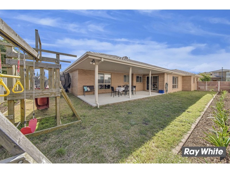5 Denoon Street, Forde ACT 2914