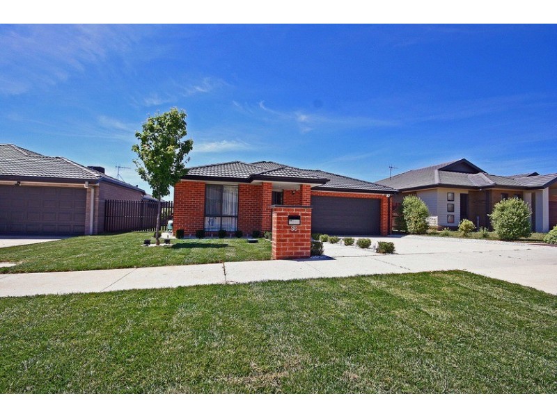 56 Overall Avenue, Casey ACT 2913