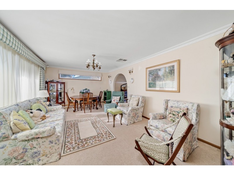 17 Mayo Street, Weetangera ACT 2614