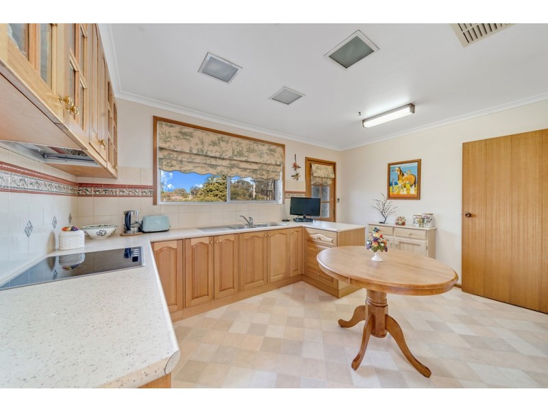 17 Mayo Street, Weetangera ACT 2614