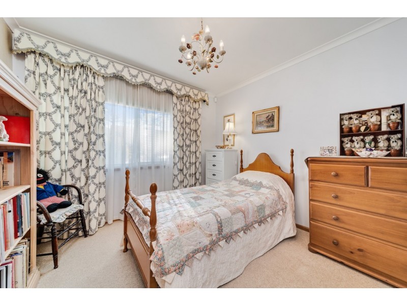 17 Mayo Street, Weetangera ACT 2614