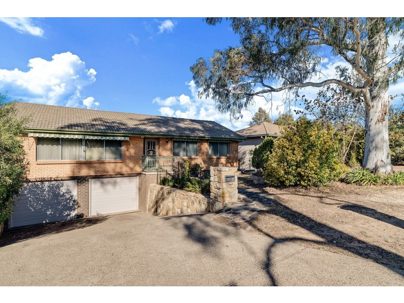 17 Mayo Street, Weetangera ACT 2614