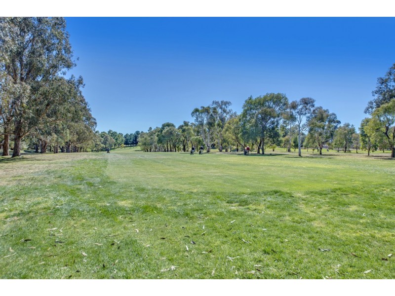 37 Britten Jones Drive, Holt ACT 2615