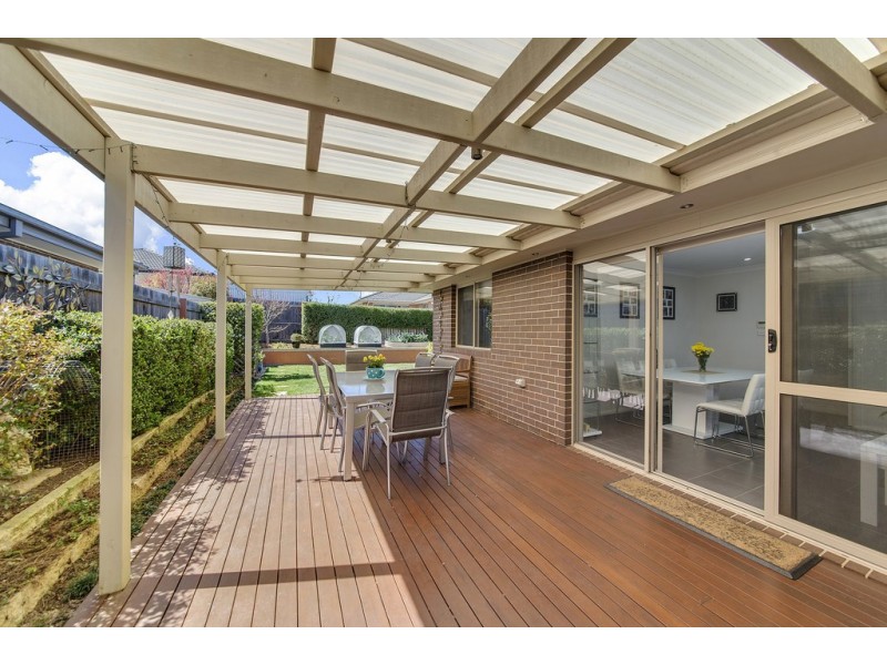 8 Dagmar Berne Street, Macgregor ACT 2615