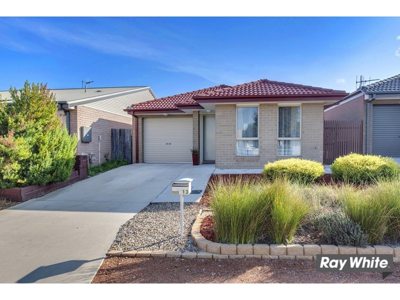 13 Rowland Street, Macgregor ACT 2615