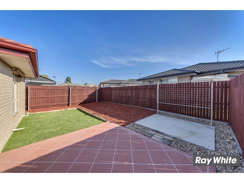 13 Rowland Street, Macgregor ACT 2615