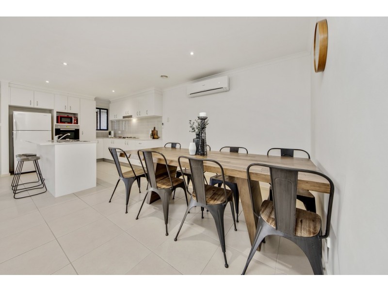 8 Walter Crocker Crescent, Casey ACT 2913