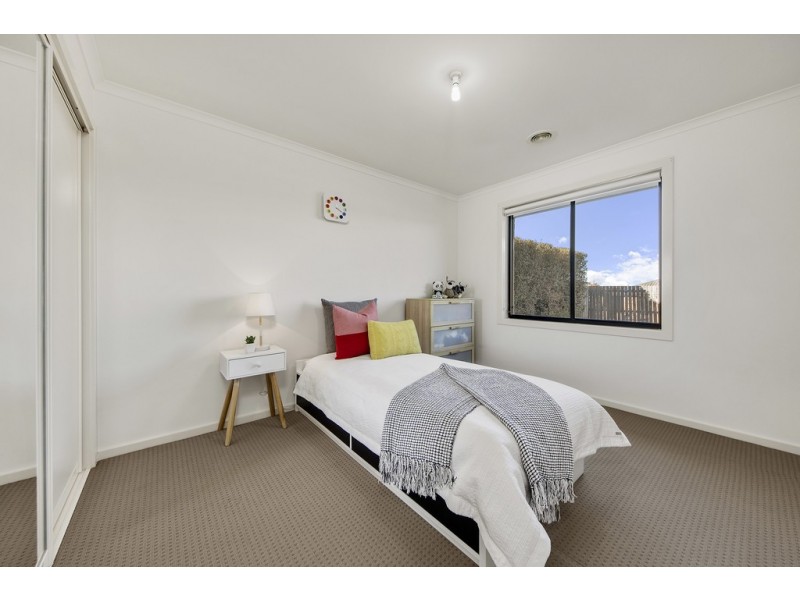 8 Walter Crocker Crescent, Casey ACT 2913