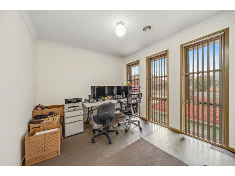 23 Bryan Hudson Street, Macgregor ACT 2615