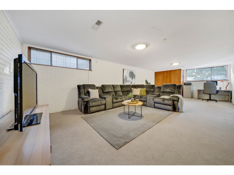 12 Booth Crescent, Cook ACT 2614