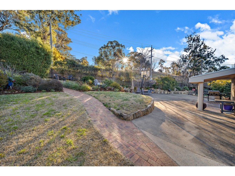 12 Booth Crescent, Cook ACT 2614