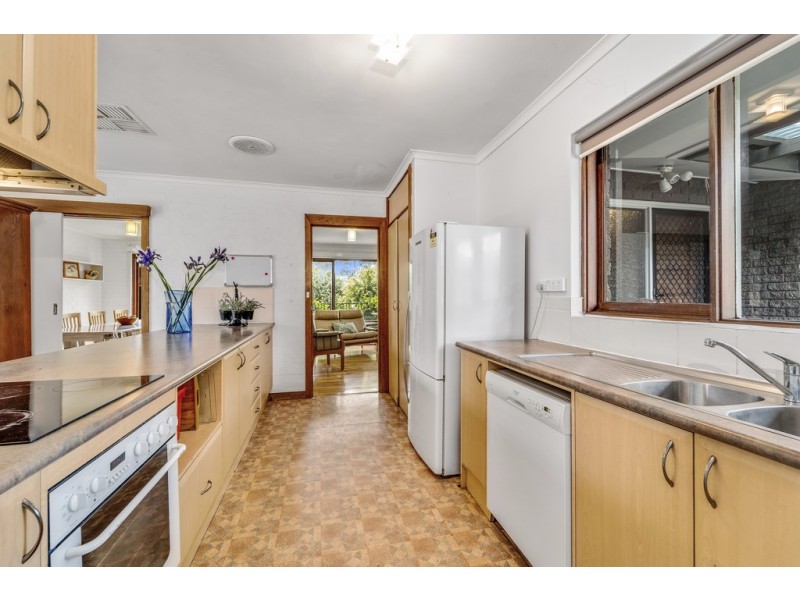 40 Mackellar Crescent, Cook ACT 2614