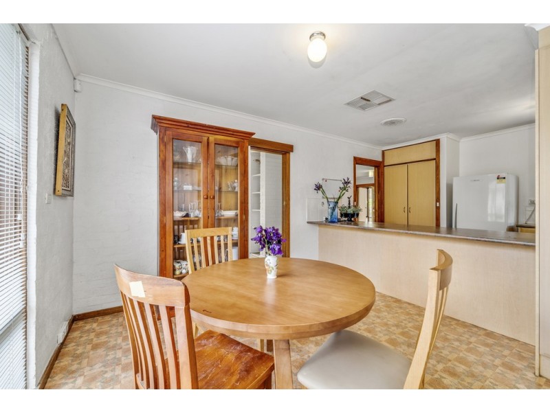 40 Mackellar Crescent, Cook ACT 2614