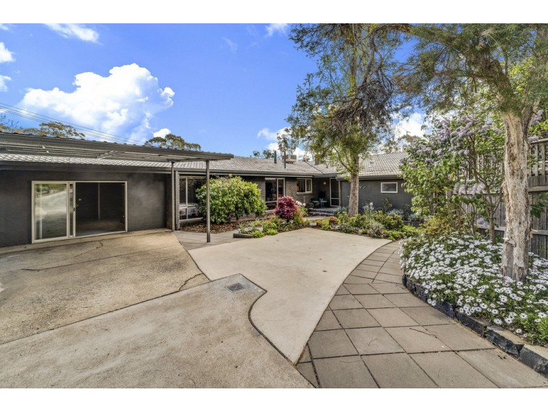 40 Mackellar Crescent, Cook ACT 2614