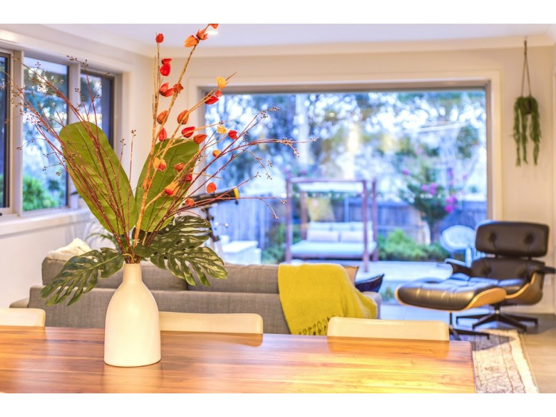 14 Moss Street, Cook ACT 2614