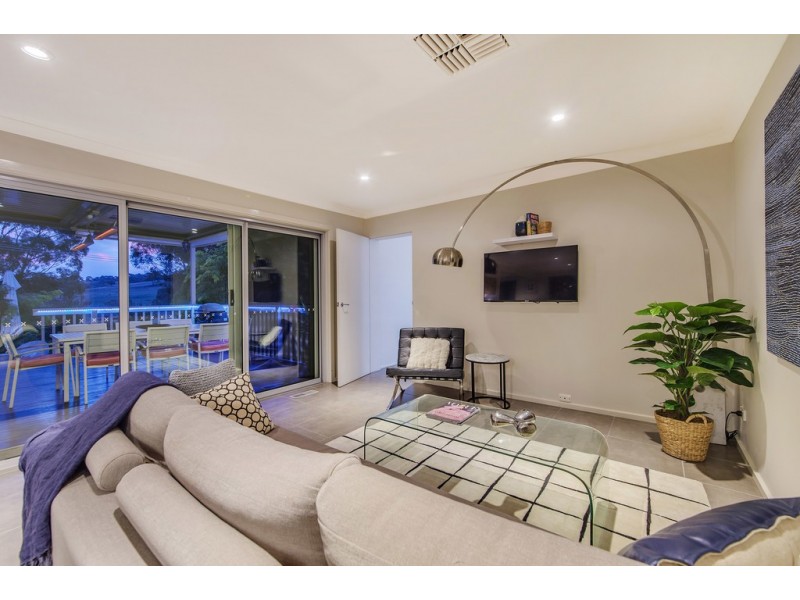 14 Moss Street, Cook ACT 2614
