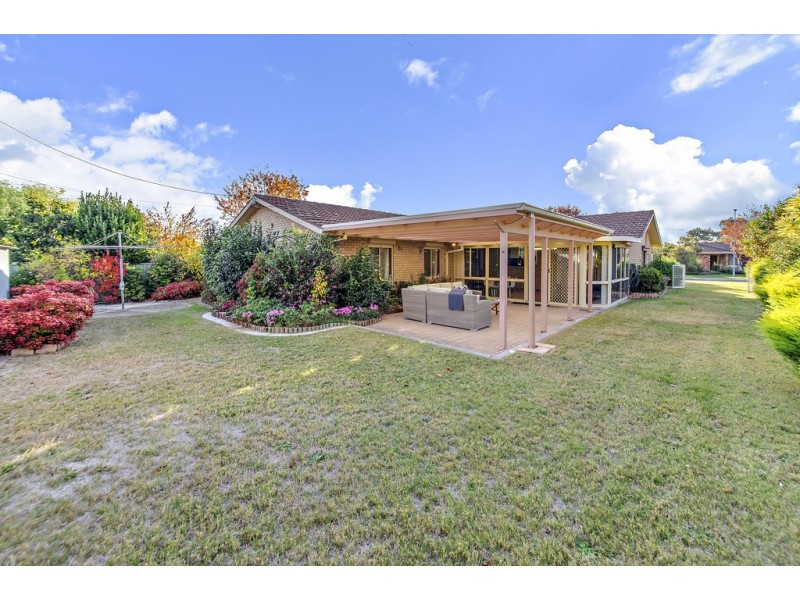 21 Tunney Crescent, Florey ACT 2615