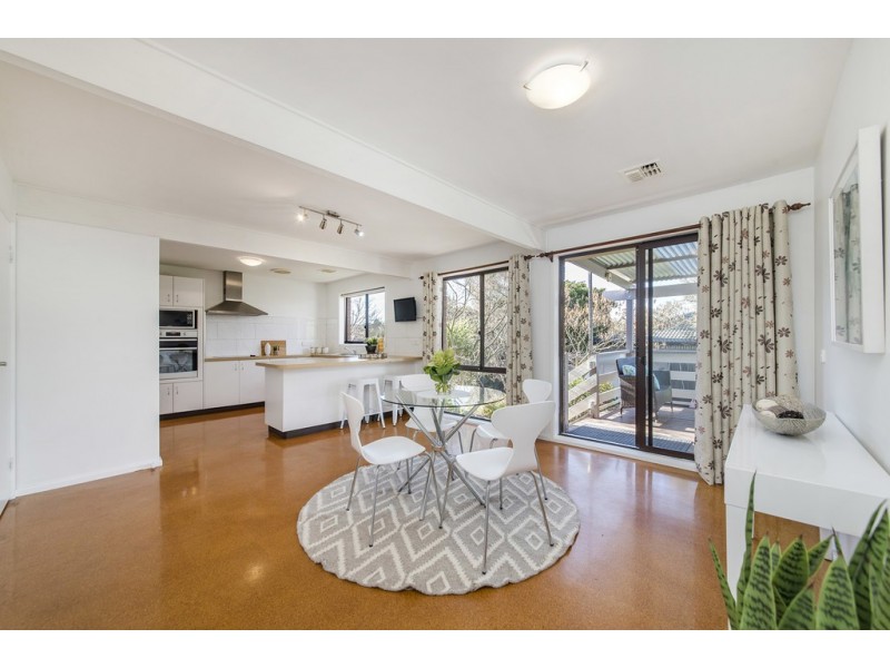 1 Mocatta Place, Latham ACT 2615