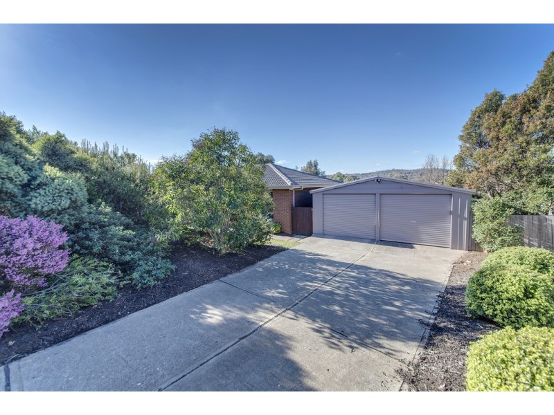 1 Mocatta Place, Latham ACT 2615