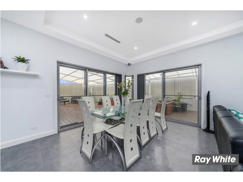 118 Langtree Crescent, Crace ACT 2911