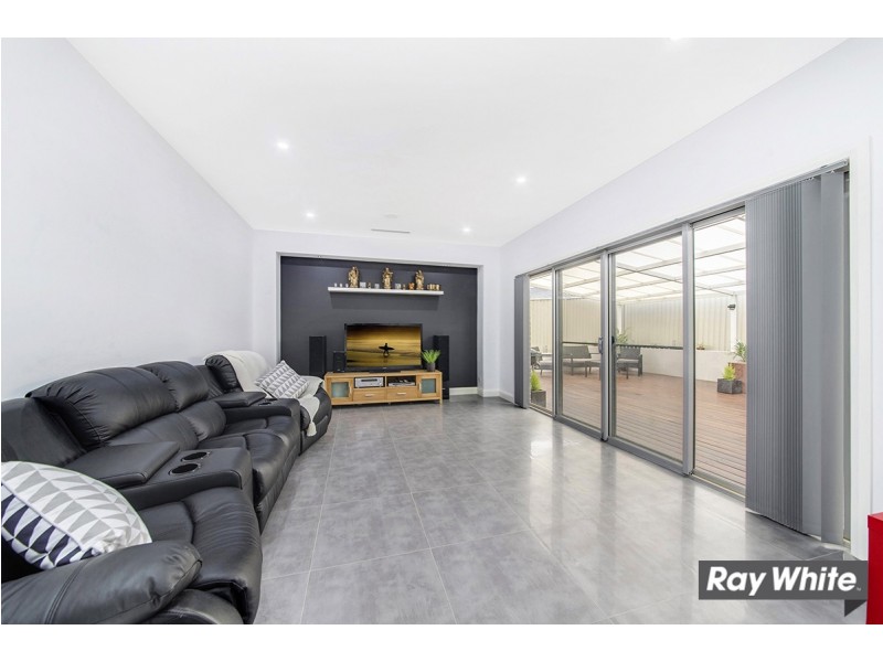 118 Langtree Crescent, Crace ACT 2911