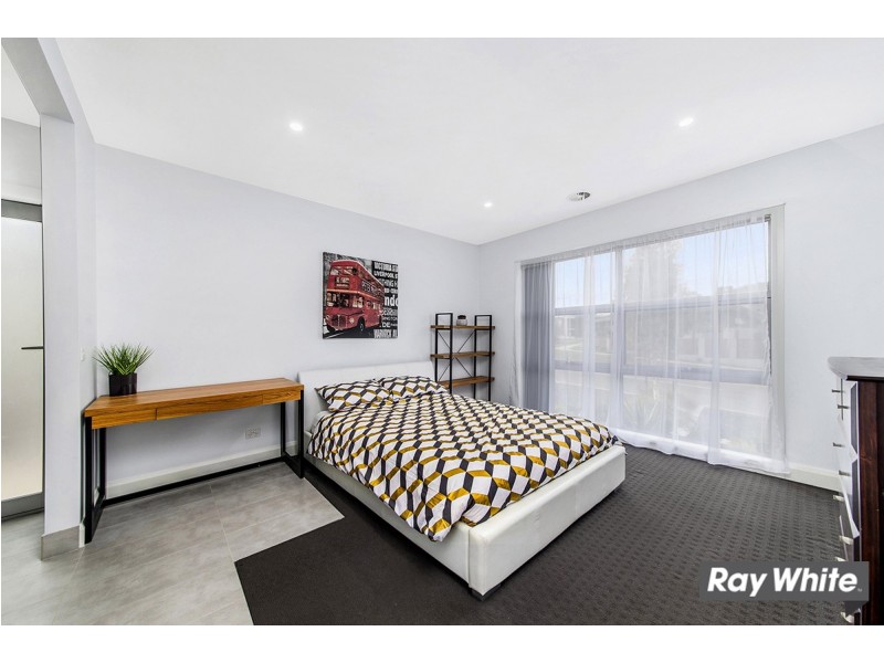 118 Langtree Crescent, Crace ACT 2911