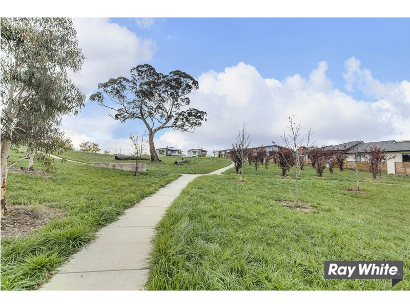 118 Langtree Crescent, Crace ACT 2911