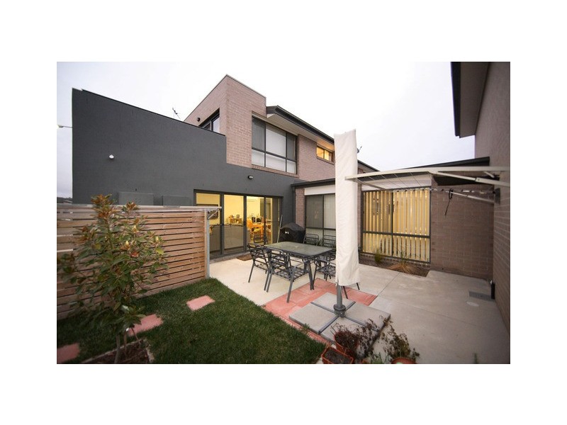1 Doris Turner Street, Forde ACT 2914