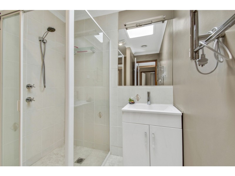 2 Guest Place, Macquarie ACT 2614