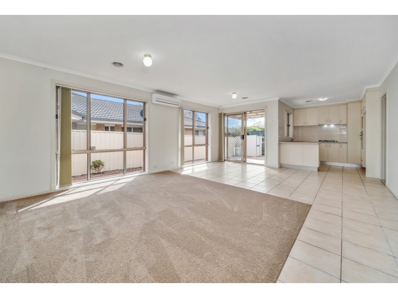 76 Archdall Street, Dunlop ACT 2615