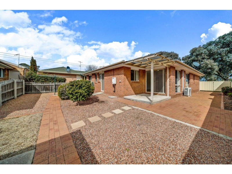 76 Archdall Street, Dunlop ACT 2615