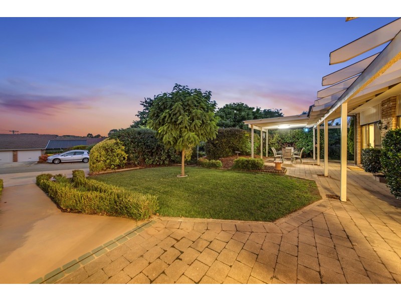 4 Bancks Crescent, Mckellar ACT 2617