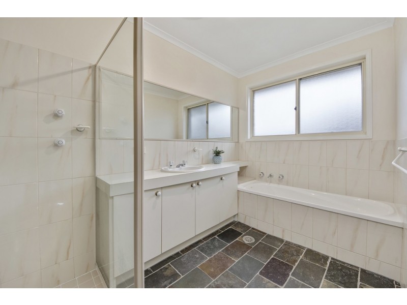 38 Corringle Close, Amaroo ACT 2914