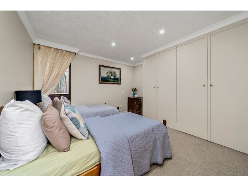 16 Lambrigg Street, Farrer ACT 2607