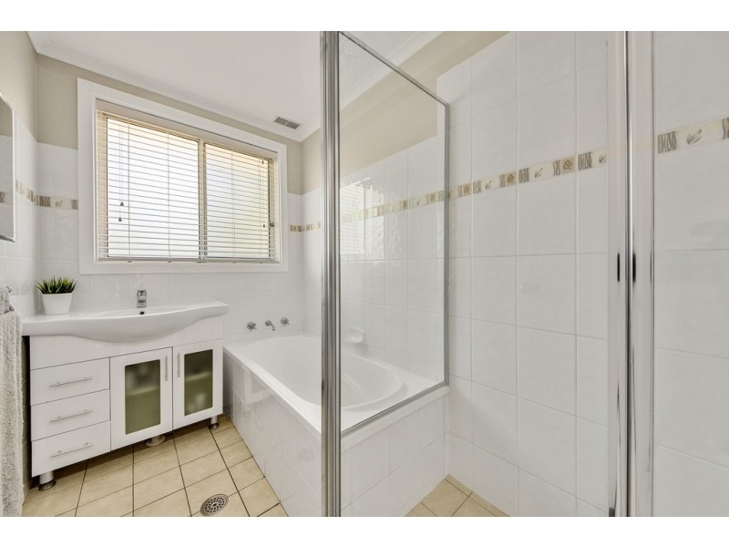 6 Lane Place, Spence ACT 2615