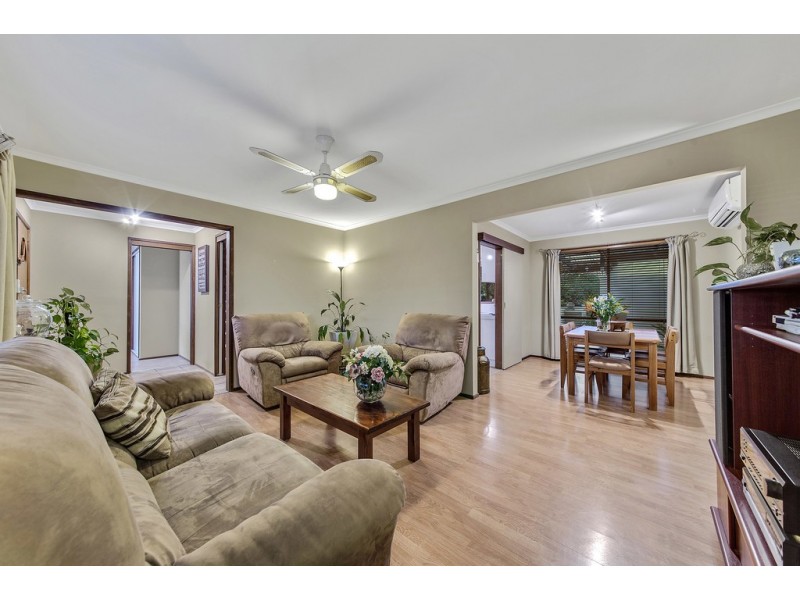 14 Carter Crescent, Calwell ACT 2905