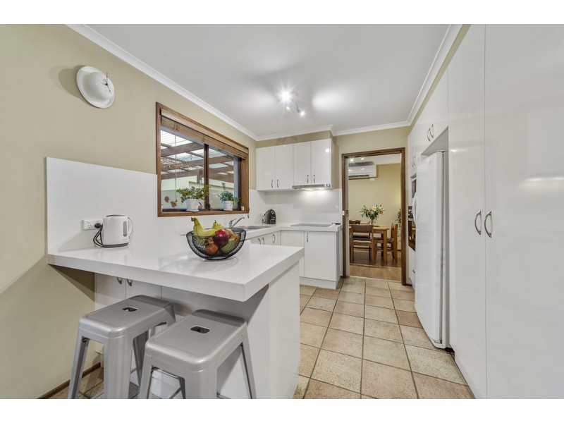 14 Carter Crescent, Calwell ACT 2905