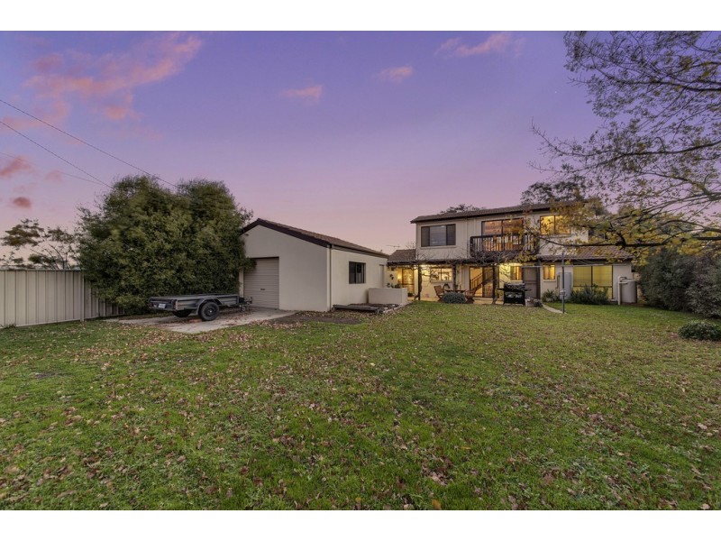 14 Carter Crescent, Calwell ACT 2905
