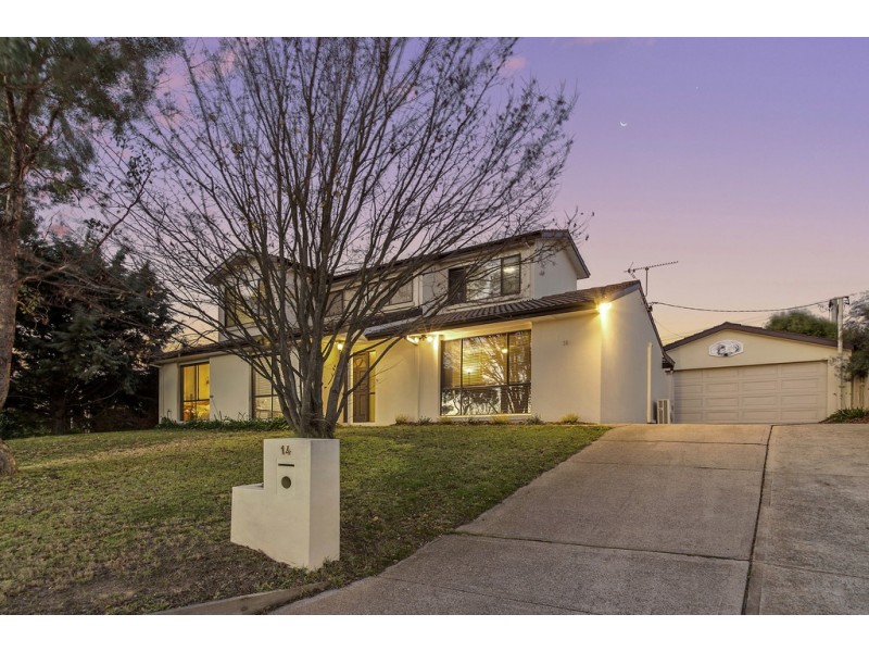 14 Carter Crescent, Calwell ACT 2905