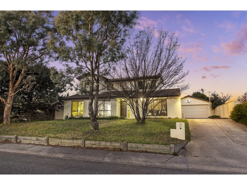 14 Carter Crescent, Calwell ACT 2905