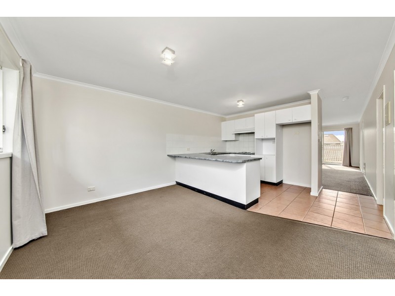 130/15 John Cleland Crescent, Florey ACT 2615