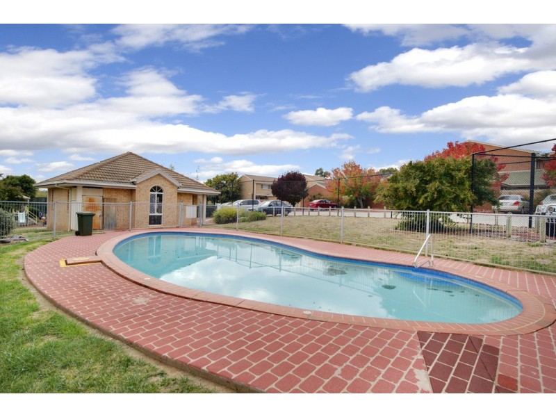 130/15 John Cleland Crescent, Florey ACT 2615