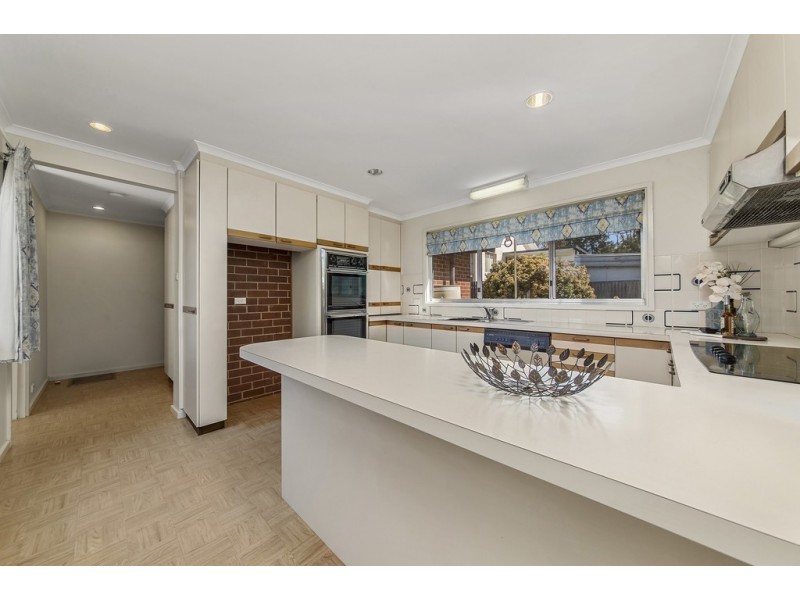20 Clisby Close, Cook ACT 2614
