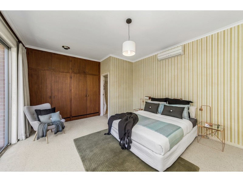 20 Clisby Close, Cook ACT 2614