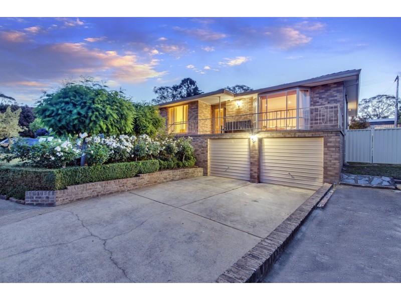 30 Davis Street, Weetangera ACT 2614