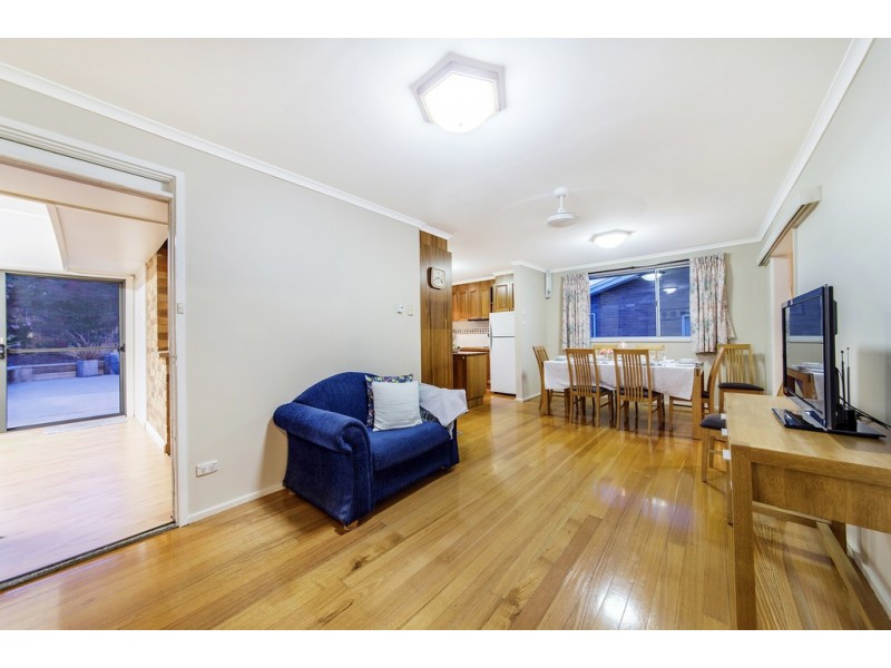 30 Davis Street, Weetangera ACT 2614
