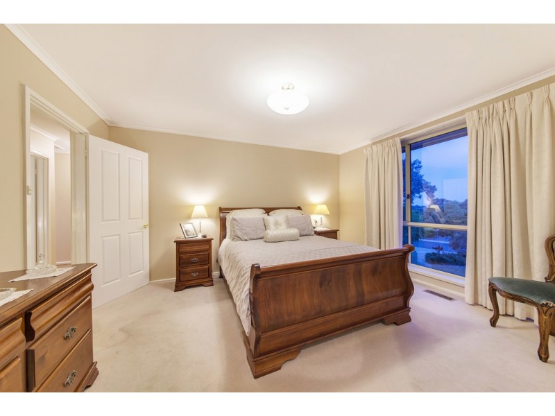 30 Davis Street, Weetangera ACT 2614
