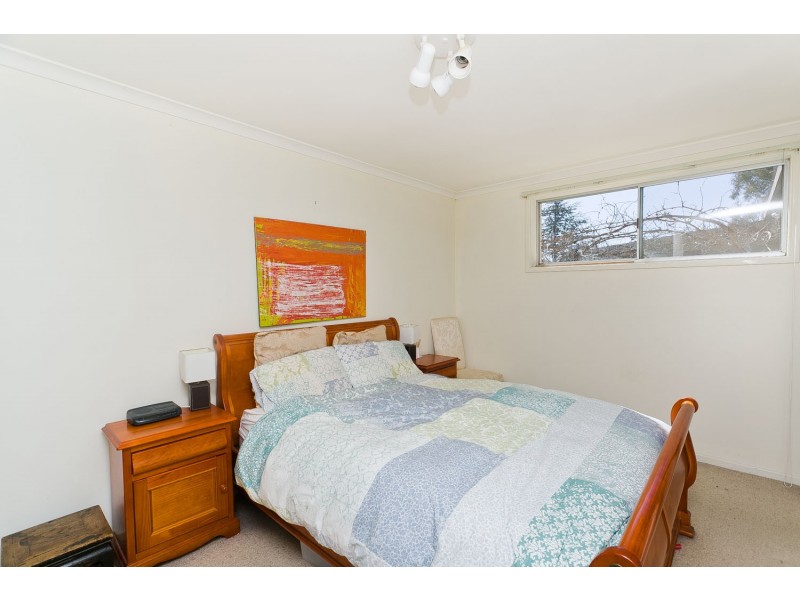 6 Line Place, Weetangera ACT 2614