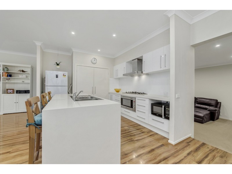 19 Kevin Curtis Crescent, Casey ACT 2913