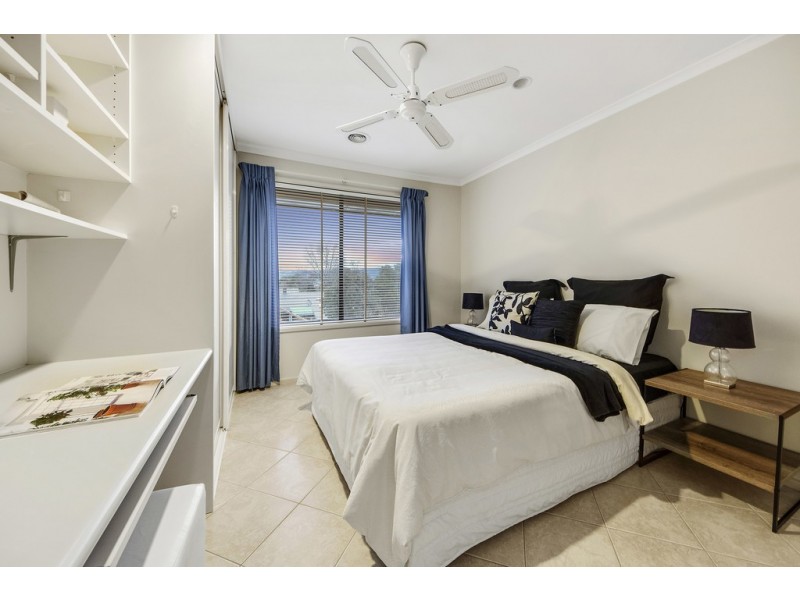 5 Shirra Close, Monash ACT 2904